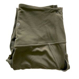 Lululemon Align 25” leggings with pockets size 6 sage green